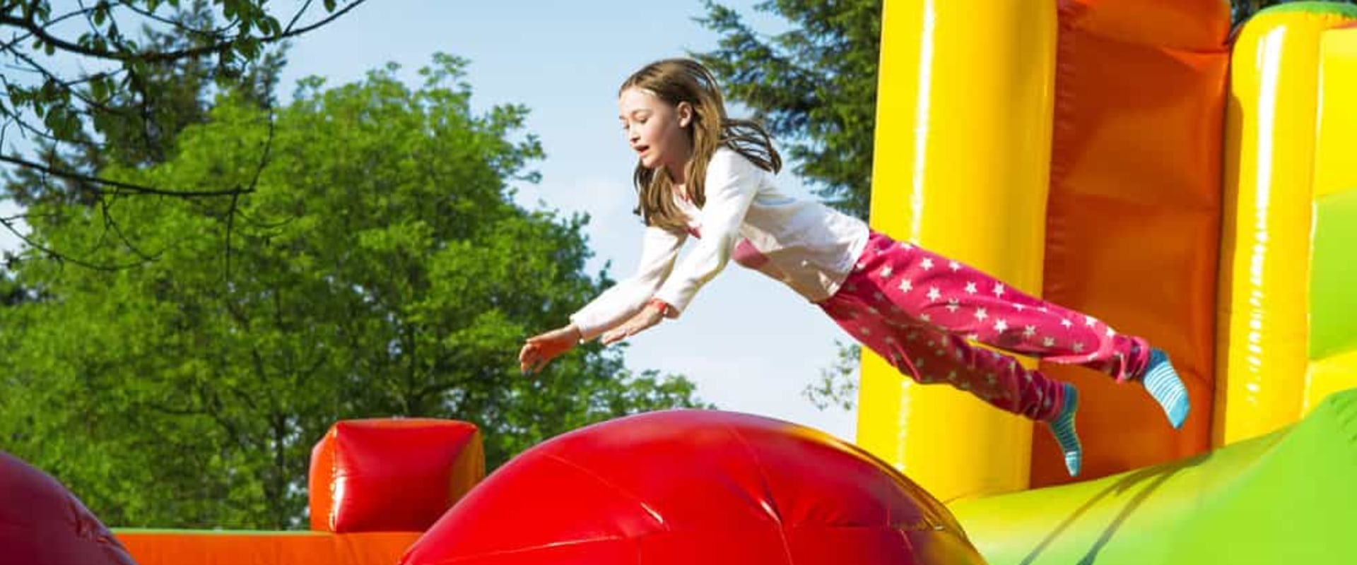 Maximizing Fun: How To Seamlessly Incorporate Bounce House Rentals In Your Outdoor Excursion Tours In Troy, MO